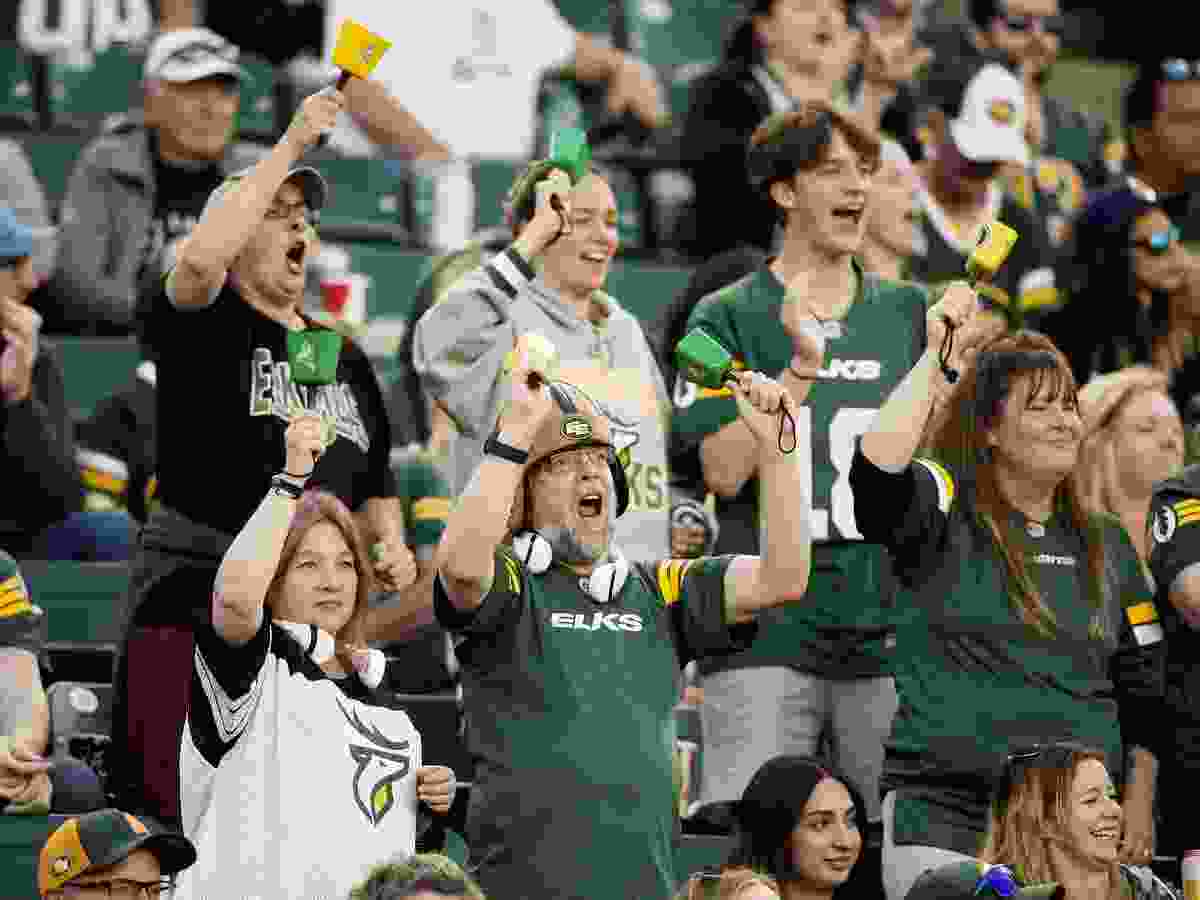 Edmonton Elks fans