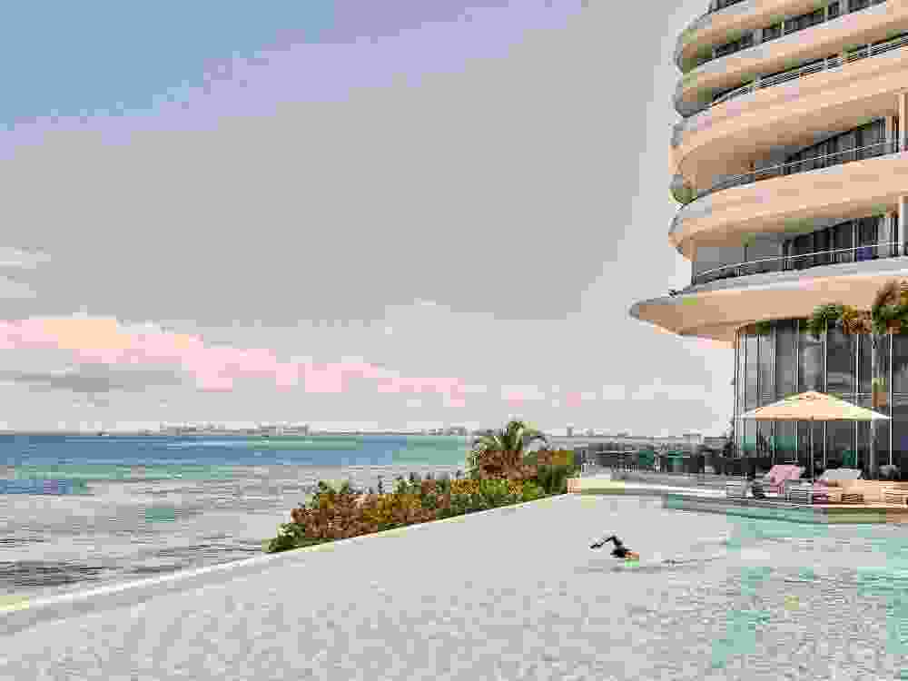 After receiving initial medical consultation and a series of advanced diagnostic assessments at SHA Mexico in Cancun, guests can hit the infinity pool.