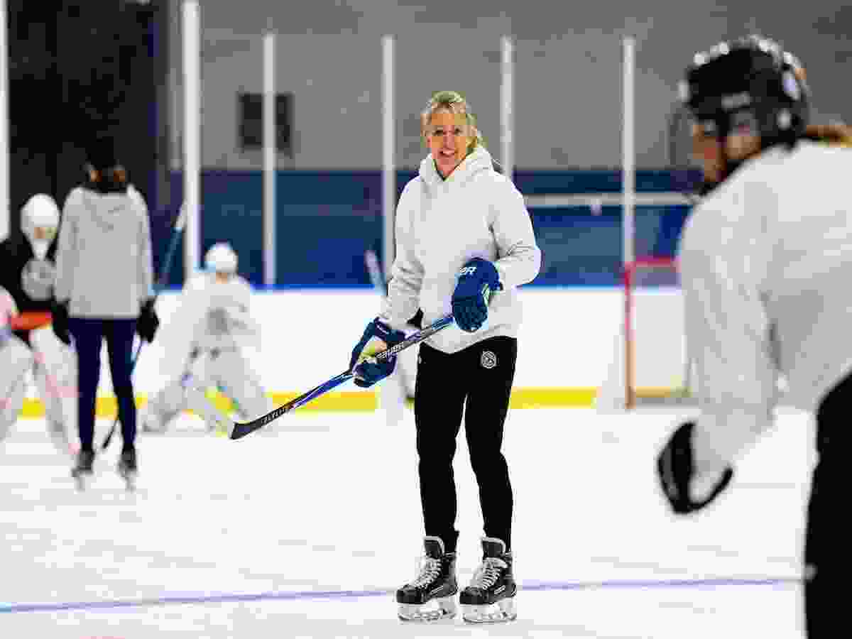 Cara Gardner Morey takes the ice at a Vancouver Goldeneyes team clinic in 2025.