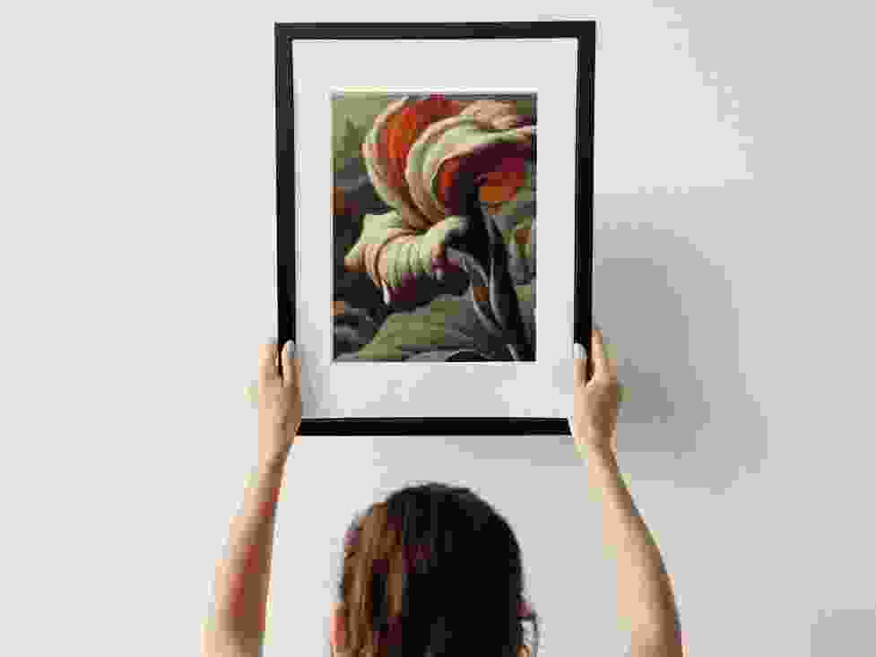 The Fraimic Smart Canvas enables you to use your voice to ask for AI-created art to suit your mood.