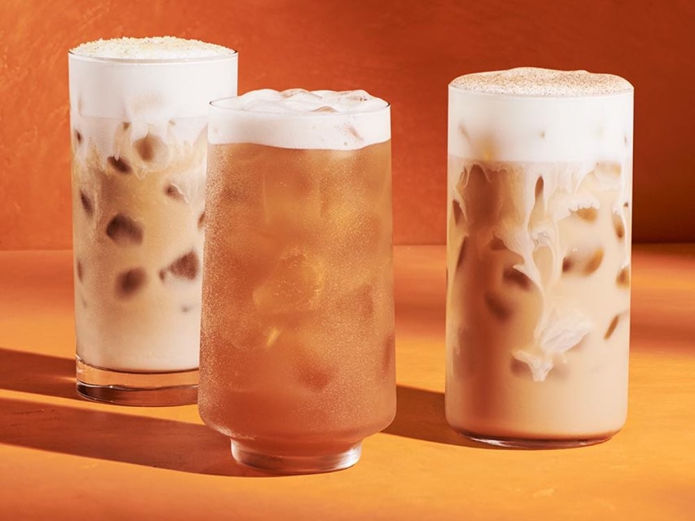 SBX-FALL2-26_06_IcedPumpkinChai-BrownSugarIcedShakenEspressoPumkinCreamColdFoam-SpicedRefresher_sRGB-1280x1280 (1)