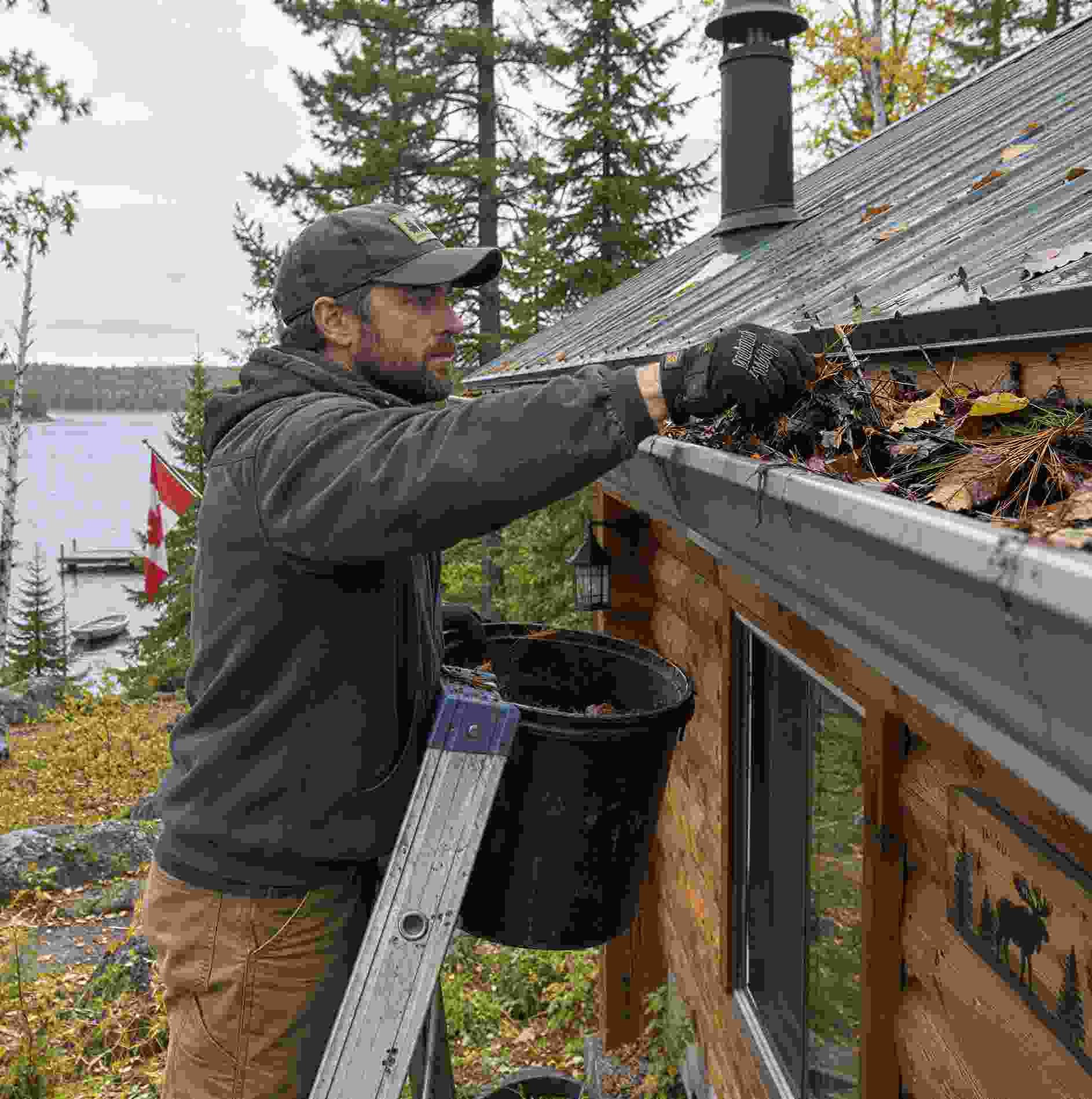 Cleaning gutters