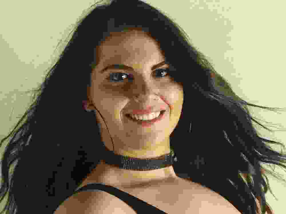 SUNshine Girl Carmen.